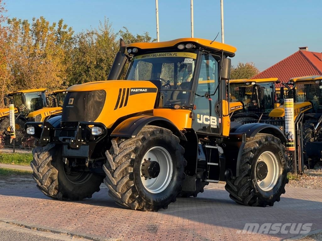 JCB FASTRAC 3230 XTRA Tractores