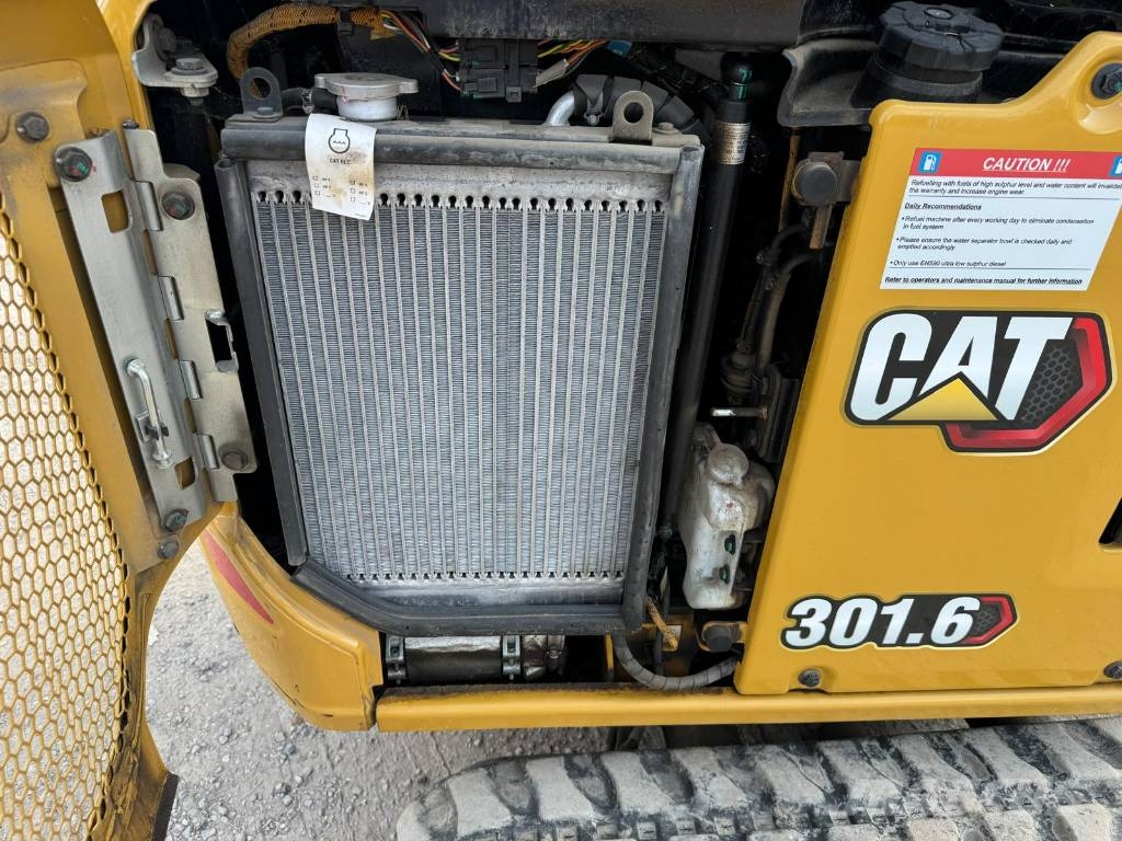 CAT 301.6 小型挖土機/掘鑿機<7t(小型挖掘機)