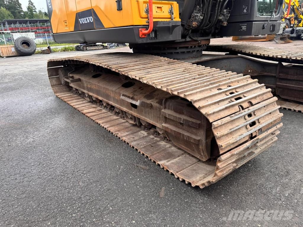 Volvo EC300EL 履带挖掘机