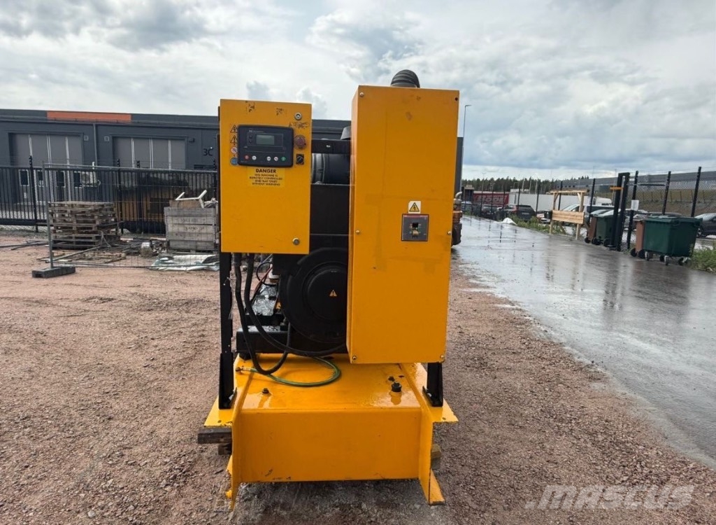 JCB Scania Notstromaggregat 400 KVA Generator 320 KW Dieselgeneraattorit