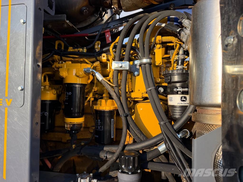 Rottne F15D شاحنات