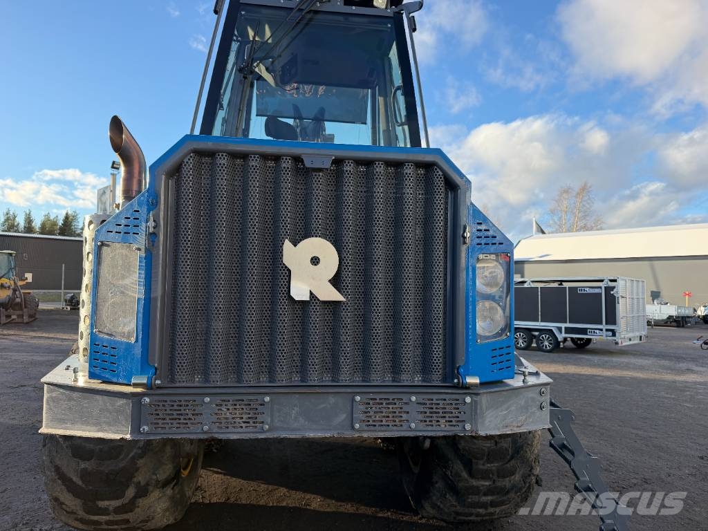 Rottne F15D شاحنات