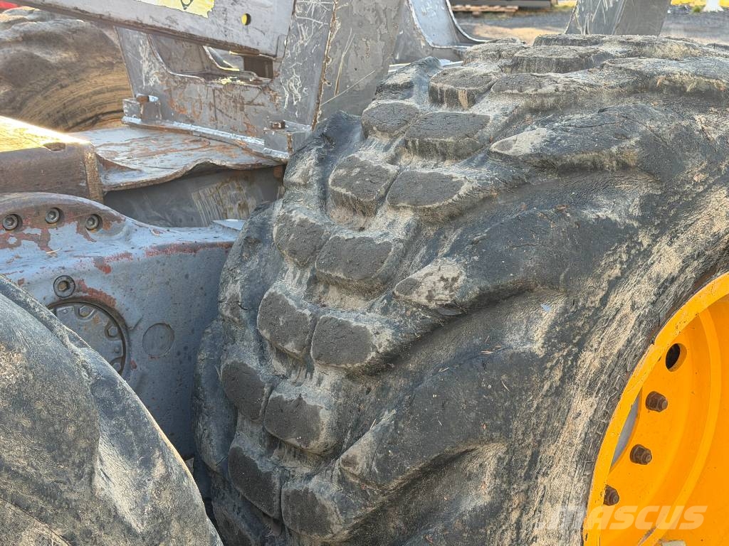 Rottne F15D شاحنات