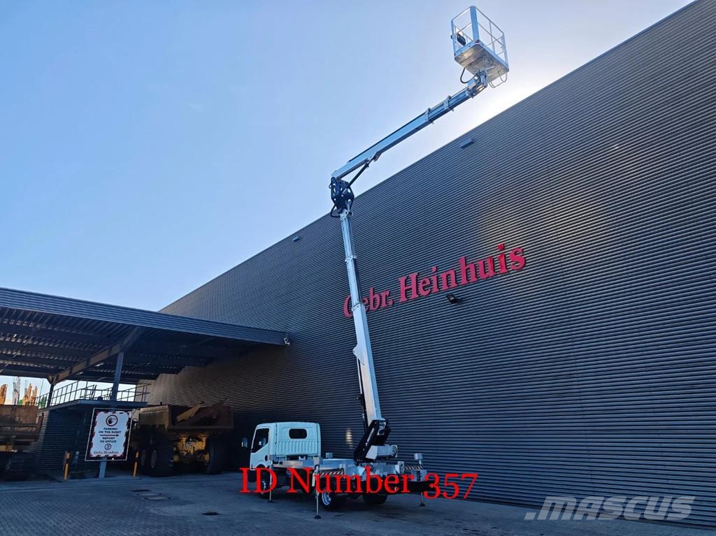 Nissan Cabstar 35.13 NT400 Multitel MX 250 Avtokošare