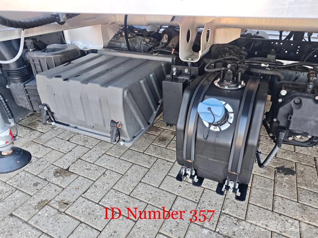 Nissan Cabstar 35.13 NT400 Multitel MX 250 Avtokošare