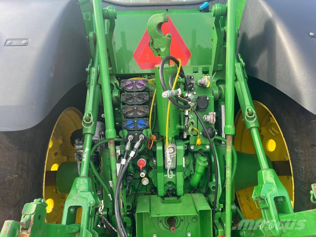 John Deere 7R 310 Tractors