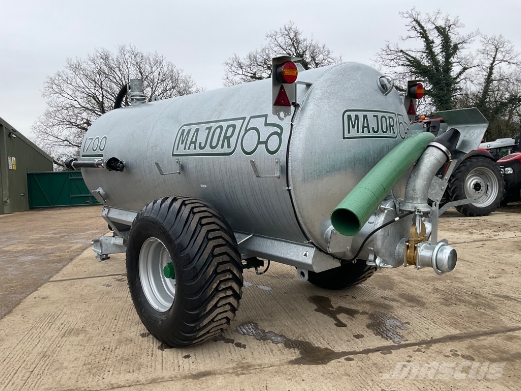 Major 1700 Slurry tankers