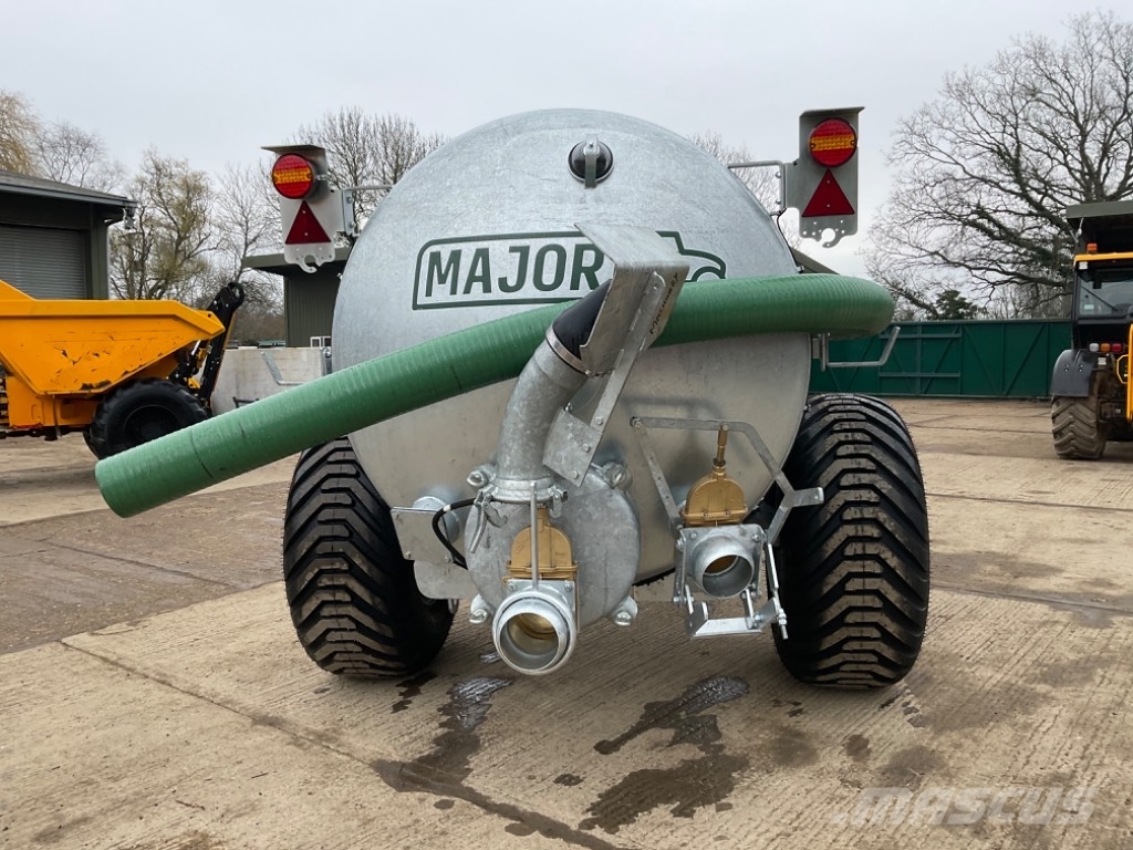 Major 1700 Slurry tankers