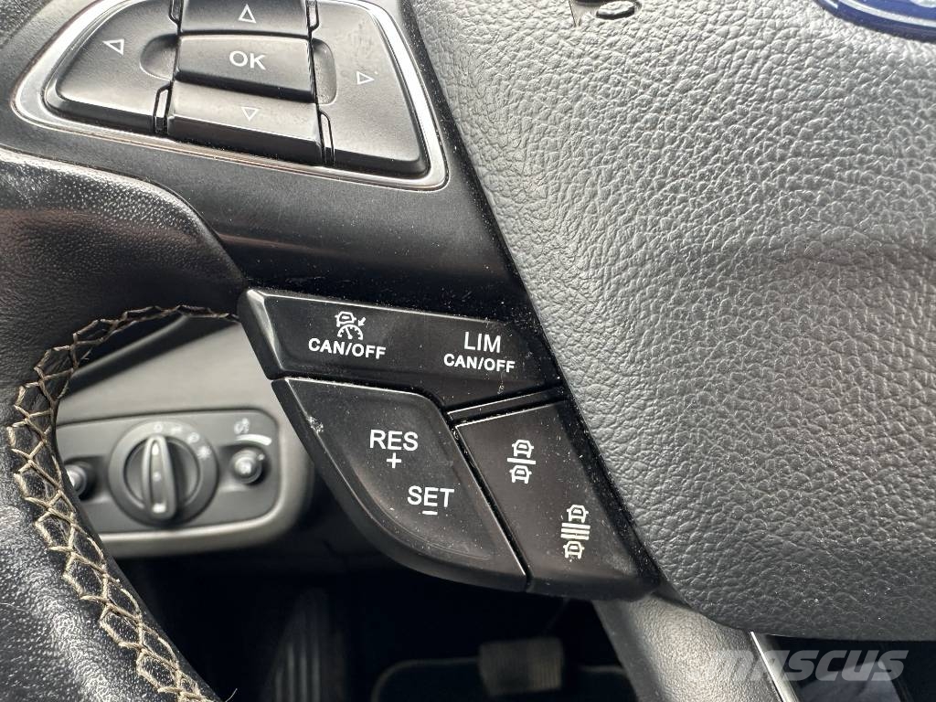 Ford Kuga 2,0 TDCi 180 Vignale aut. AWD Van 5d Voiture