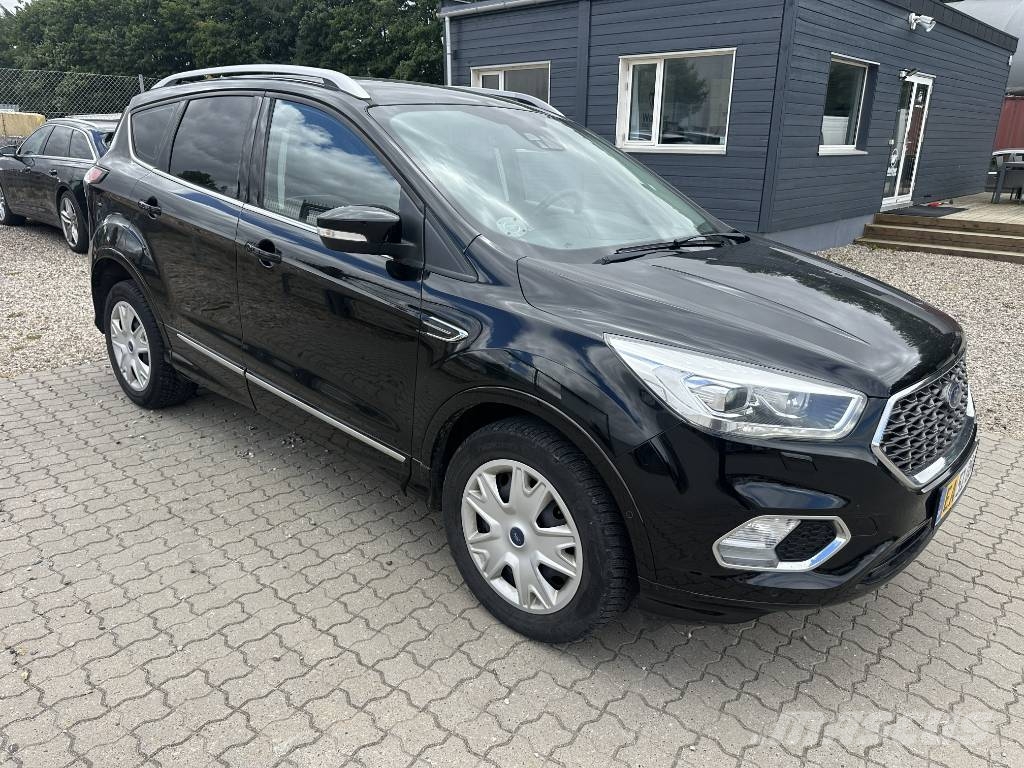 Ford Kuga 2,0 TDCi 180 Vignale aut. AWD Van 5d Voiture