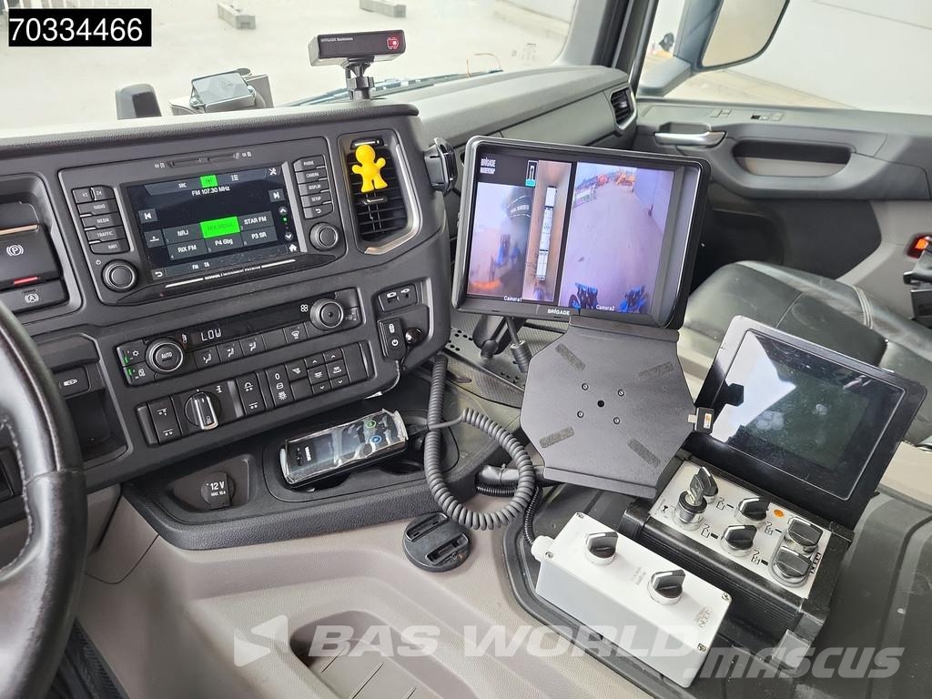 Scania P340 P 6X2 CNG ENGINE! 20m3 NTM garbage truck stee Camiones de basura