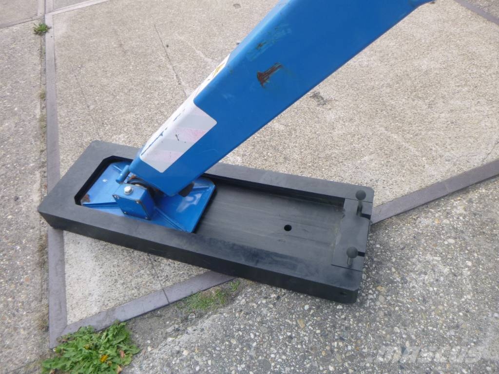 Teupen LEO 36T Teleskopske podizne platforme