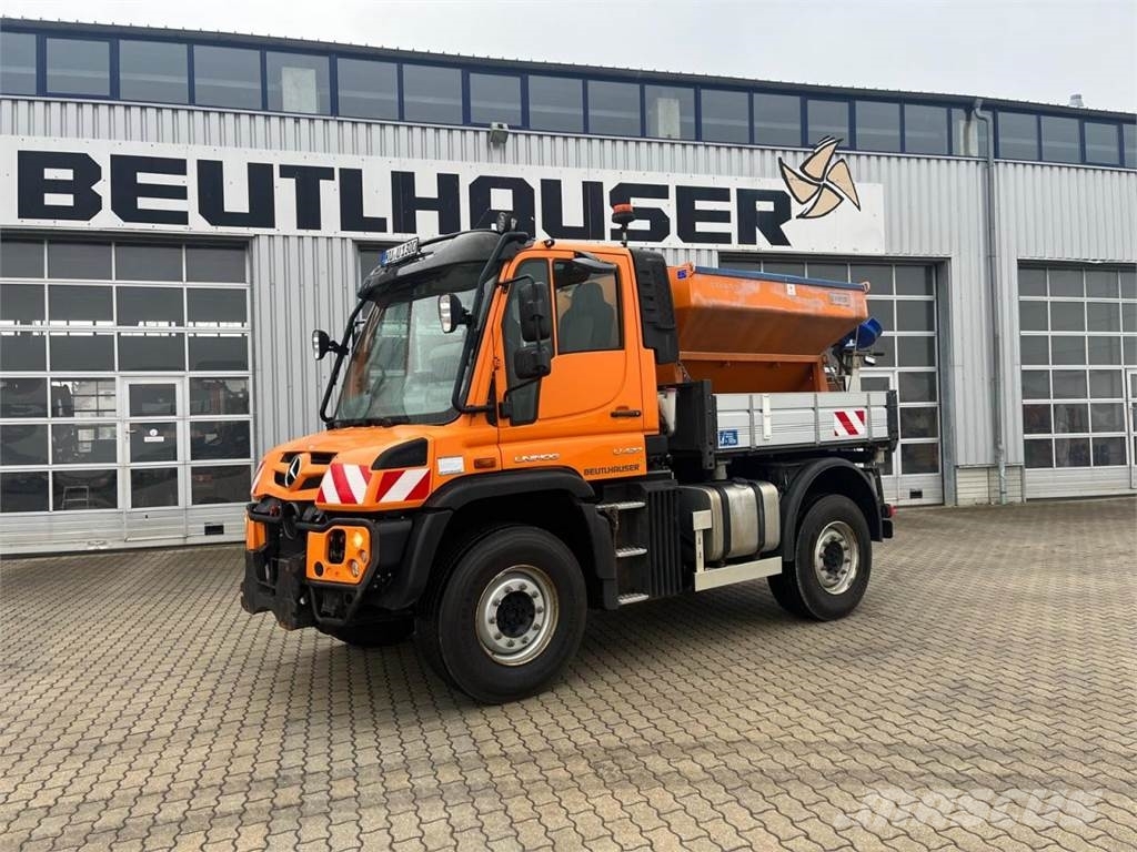 Mercedes-Benz Mercedes Benz Unimog U 427 Top Ausstattung Aplinkos tvarkymas - Kita