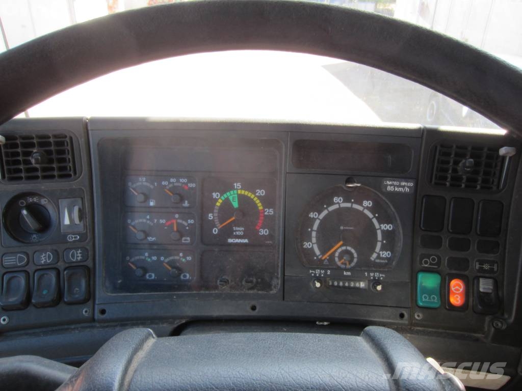 Scania P 114 LB Camiones con chasís y cabina