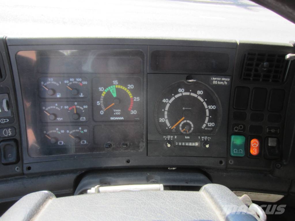 Scania P 114 LB Camiones con chasís y cabina