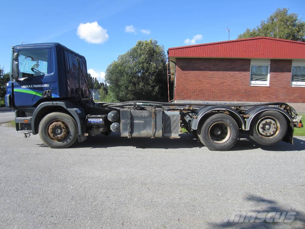 Scania P 114 LB Camiones con chasís y cabina