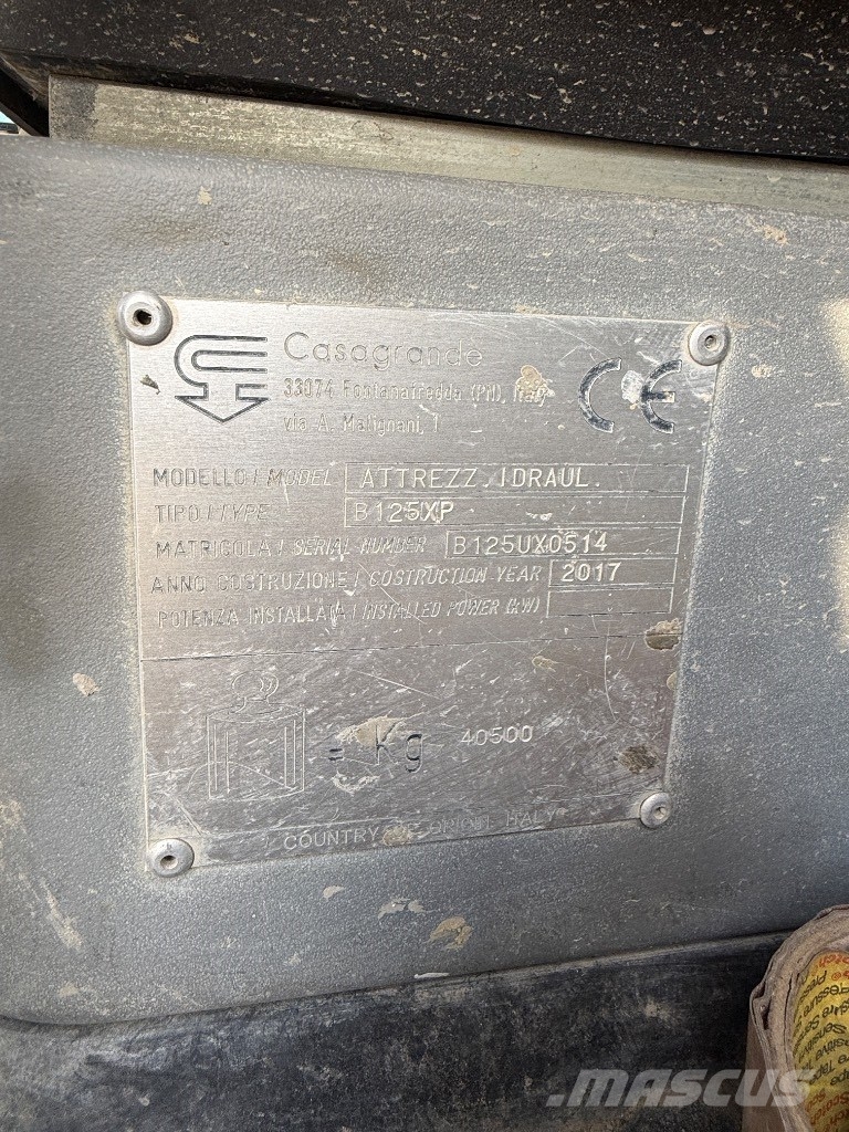Casagrande B 125 XP مثاقيب ثقيلة
