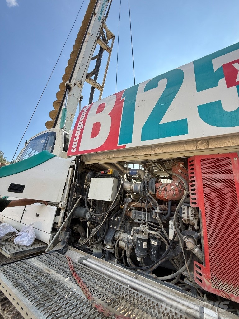 Casagrande B 125 XP مثاقيب ثقيلة