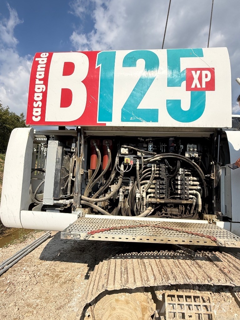 Casagrande B 125 XP مثاقيب ثقيلة