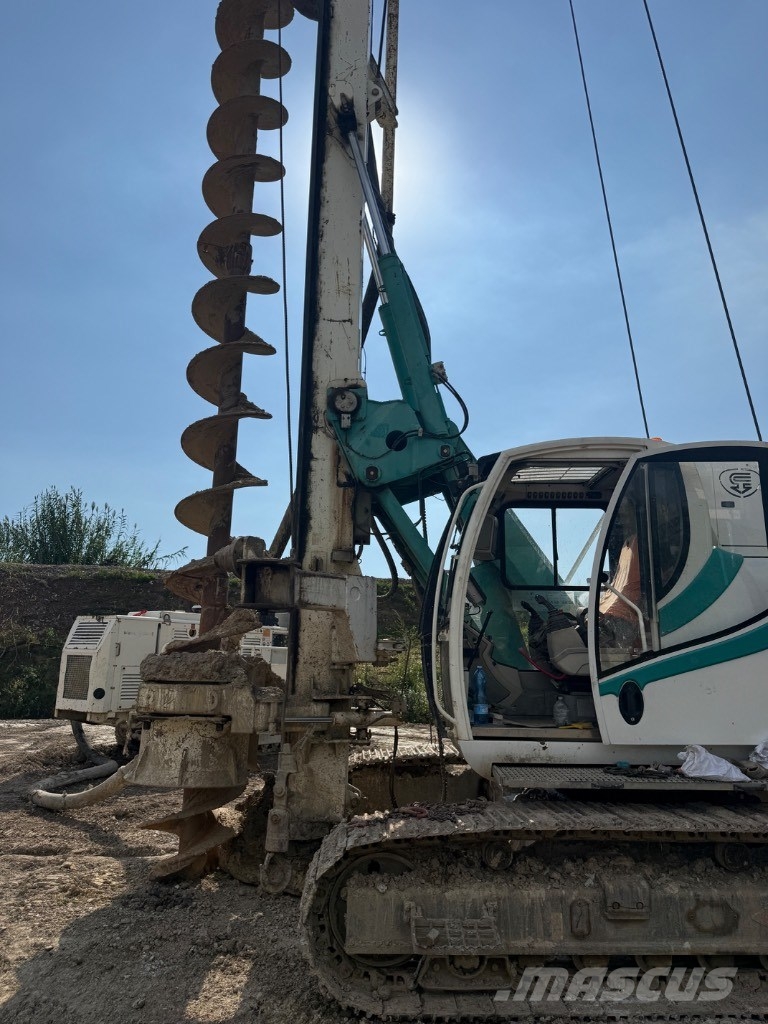 Casagrande B 125 XP مثاقيب ثقيلة