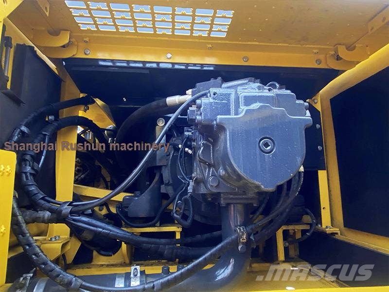 Komatsu PC 450-8 대형 굴삭기 29톤 이상