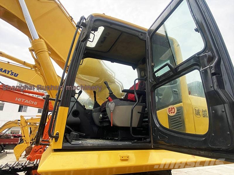 Komatsu PC 450-8 대형 굴삭기 29톤 이상