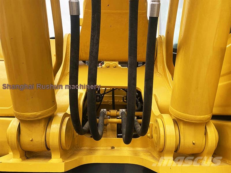Komatsu PC 450-8 대형 굴삭기 29톤 이상