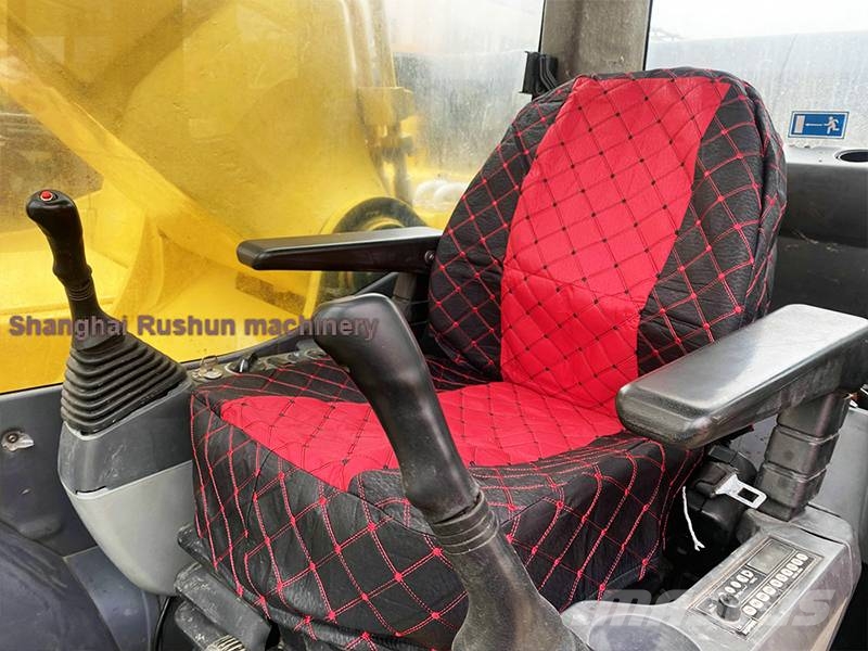 Komatsu PC 450-8 대형 굴삭기 29톤 이상