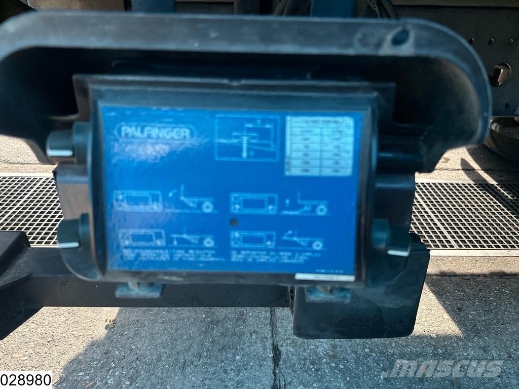 Mercedes-Benz Atego 1318 EURO 6, ACC, Palfinger Bakwagens met gesloten opbouw