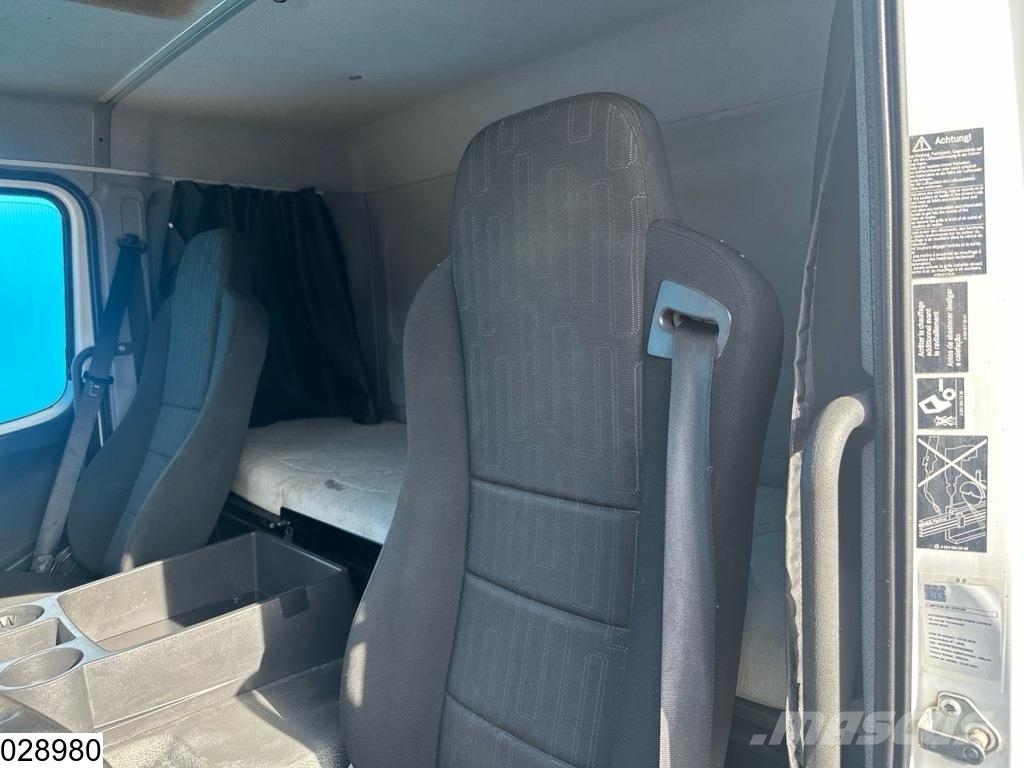 Mercedes-Benz Atego 1318 EURO 6, ACC, Palfinger Bakwagens met gesloten opbouw
