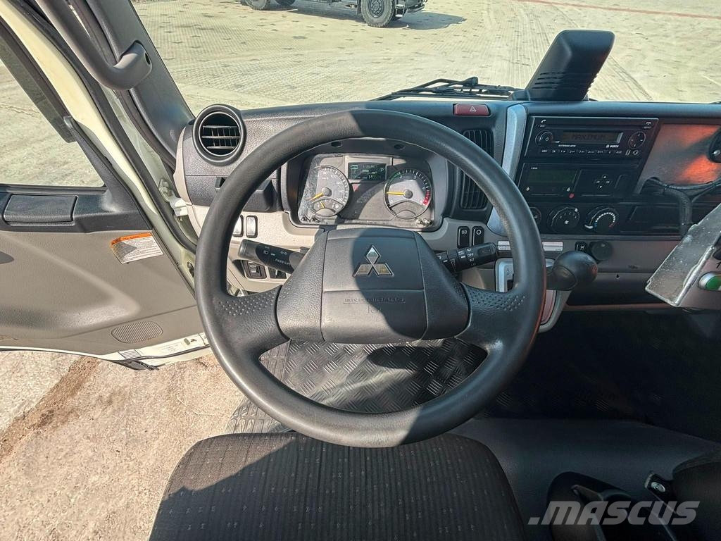 Mitsubishi Fuso Canter 7C15 Faun Maxinea Camion dei rifiuti