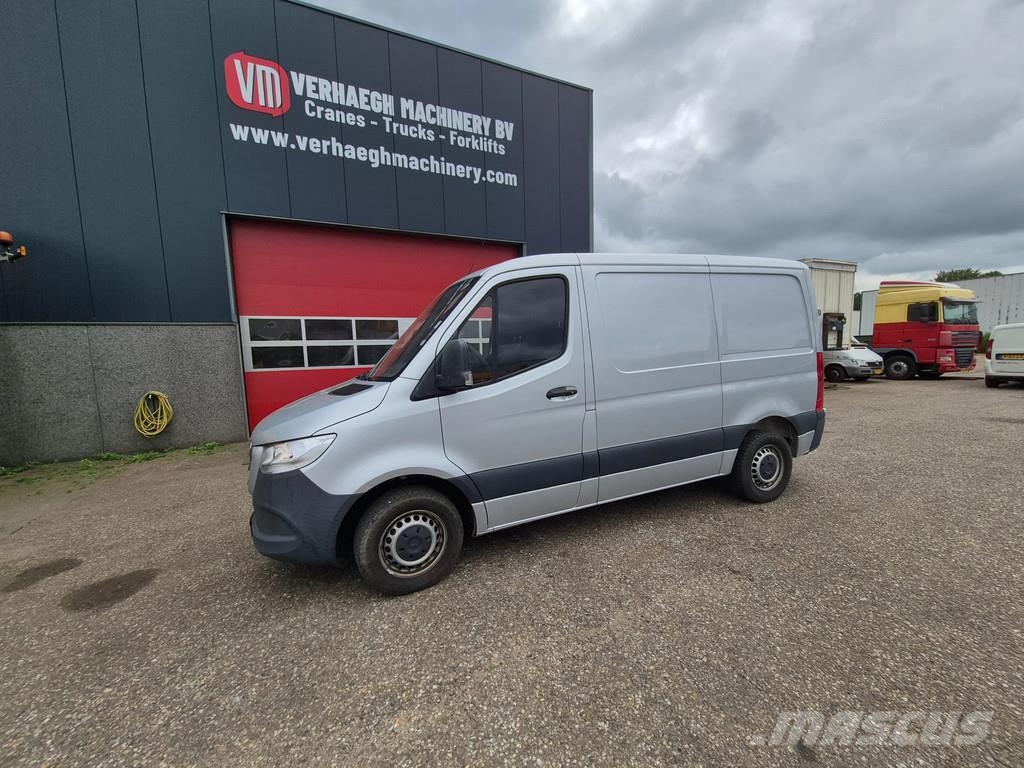 Mercedes-Benz Sprinter 211 Vehículos de caha cerrada