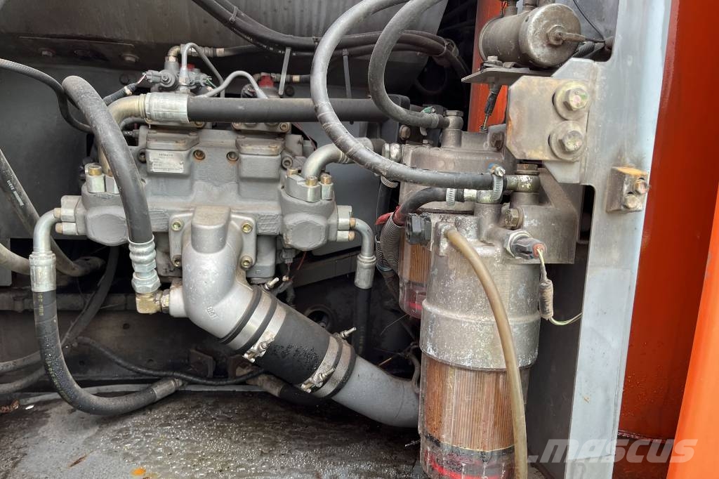 Hitachi ZX 250 Bandgrävare