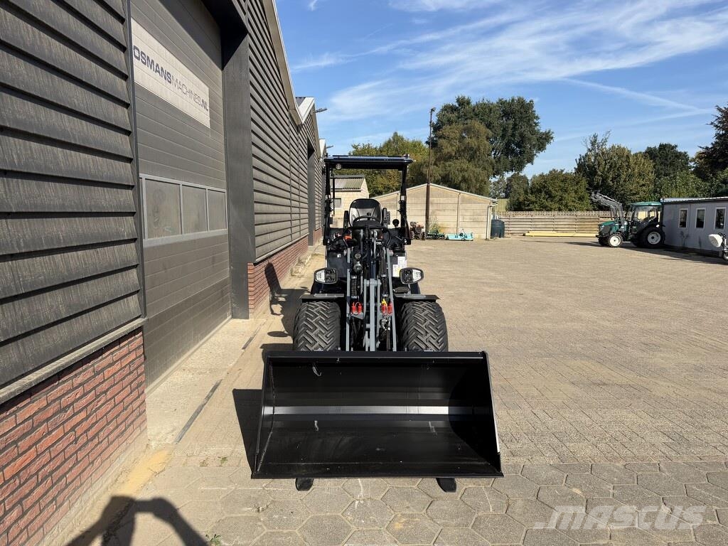 GiANT G2500 X-TRA HD minishovel NIEUW '' dikke shovel '' Radlader