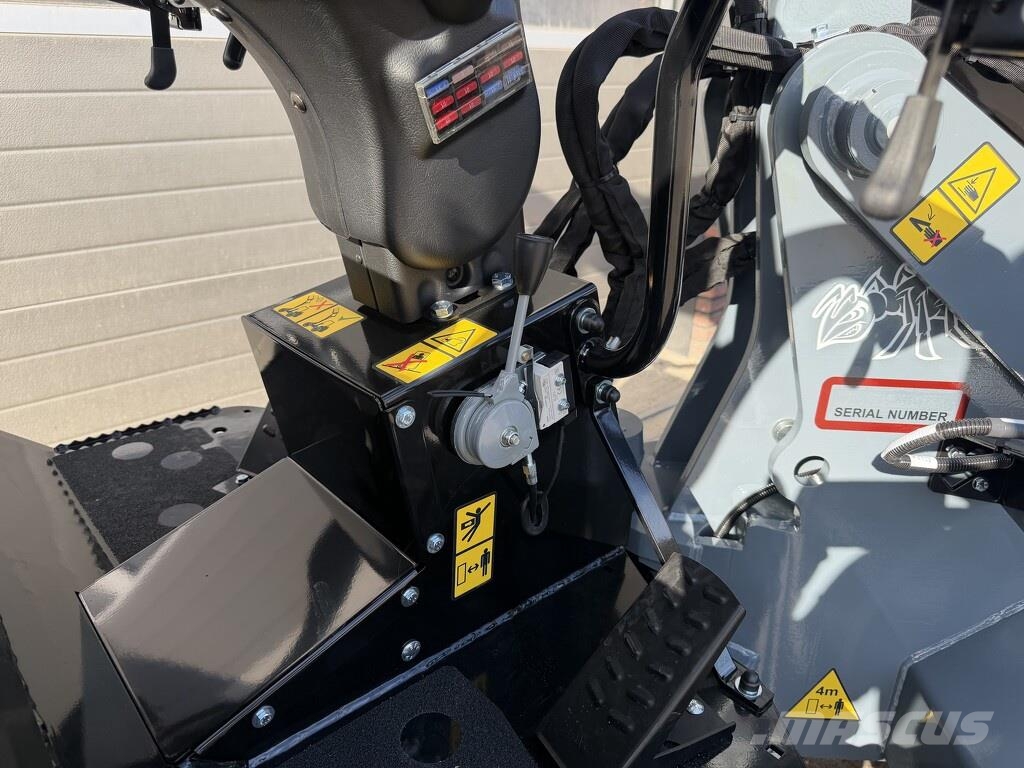 GiANT G2500 X-TRA HD minishovel NIEUW '' dikke shovel '' Radlader