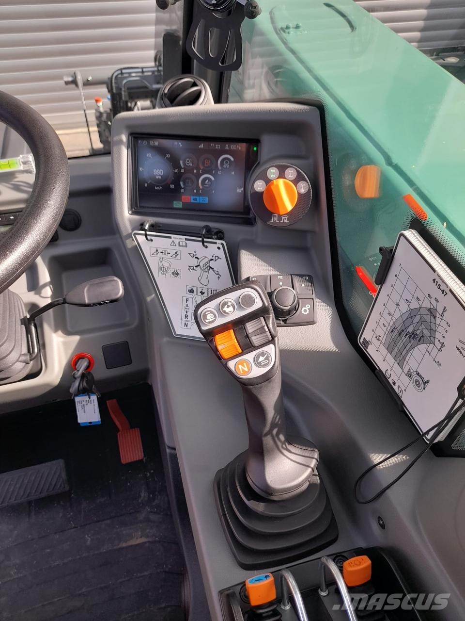 Kramer KT407 Kmetijski teleskopski nakladalci