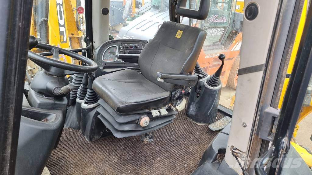 JCB 3 CX Graaf-laadcombinaties