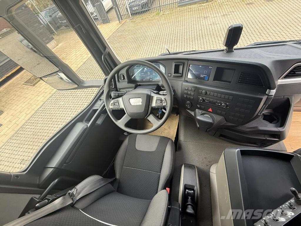 MAN TGS 33.440 MAN TGS 33.440 6x6 Euro6e Hyva - Hiab M Hook lift trucks