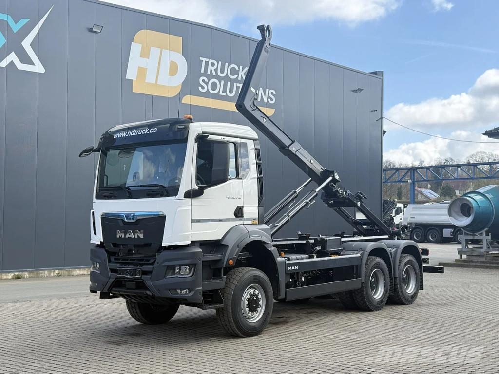MAN TGS 33.440 MAN TGS 33.440 6x6 Euro6e Hyva - Hiab M Hook lift trucks