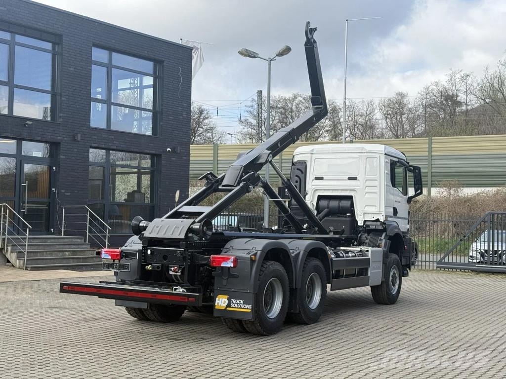 MAN TGS 33.440 MAN TGS 33.440 6x6 Euro6e Hyva - Hiab M Hook lift trucks
