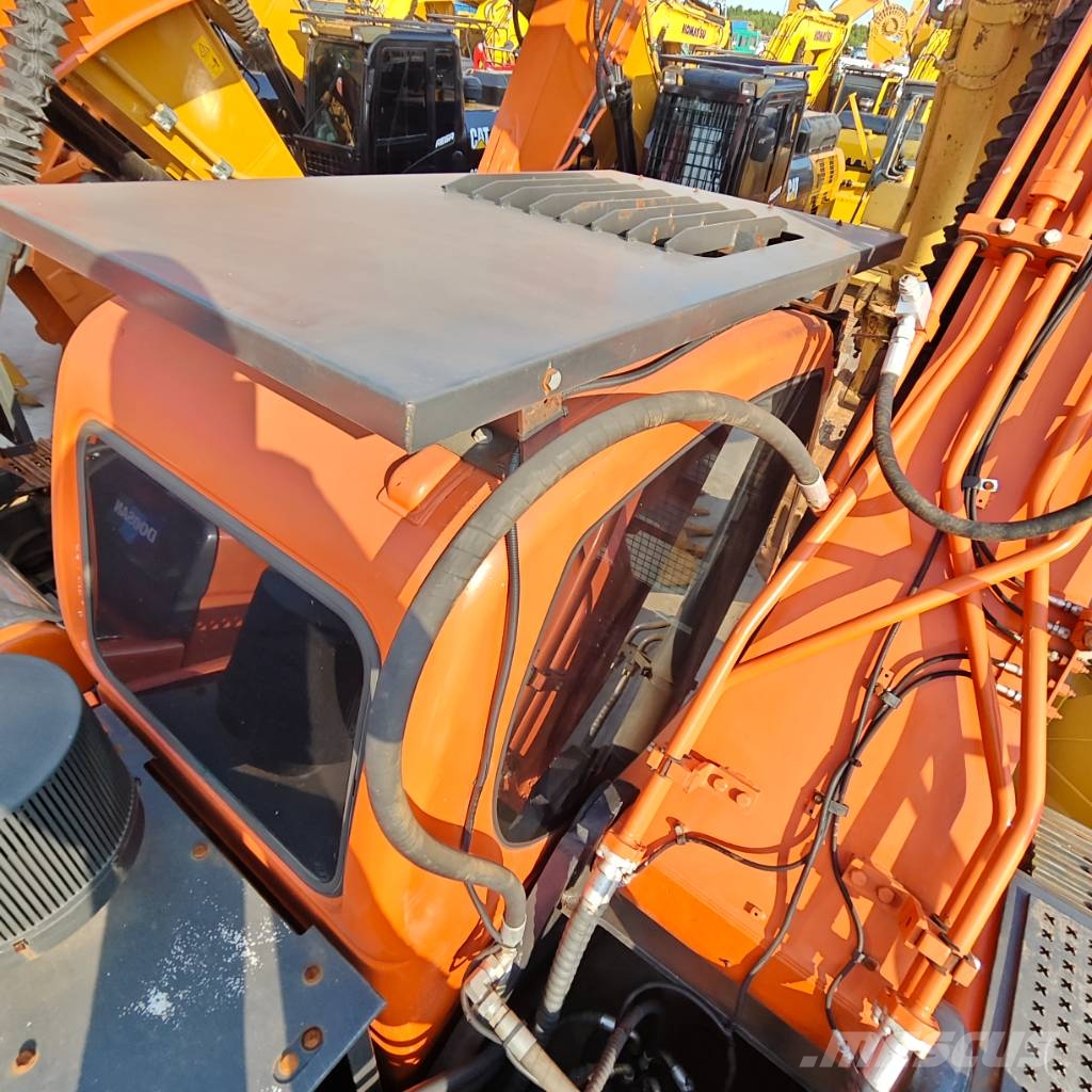 Doosan DX300LC-9C Гусеничні екскаватори