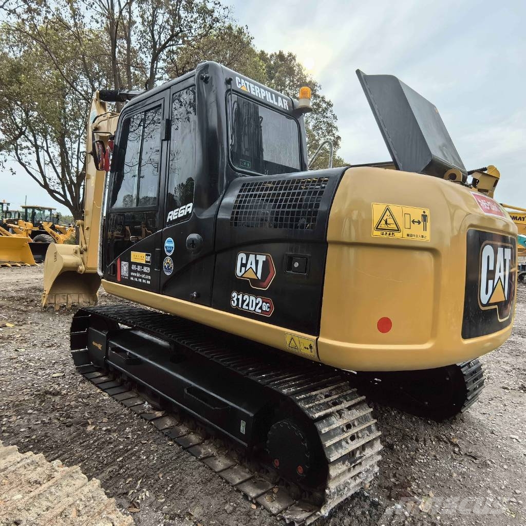 CAT 312 D2GC Vidutinės galios ekskavatoriai 7-12 t
