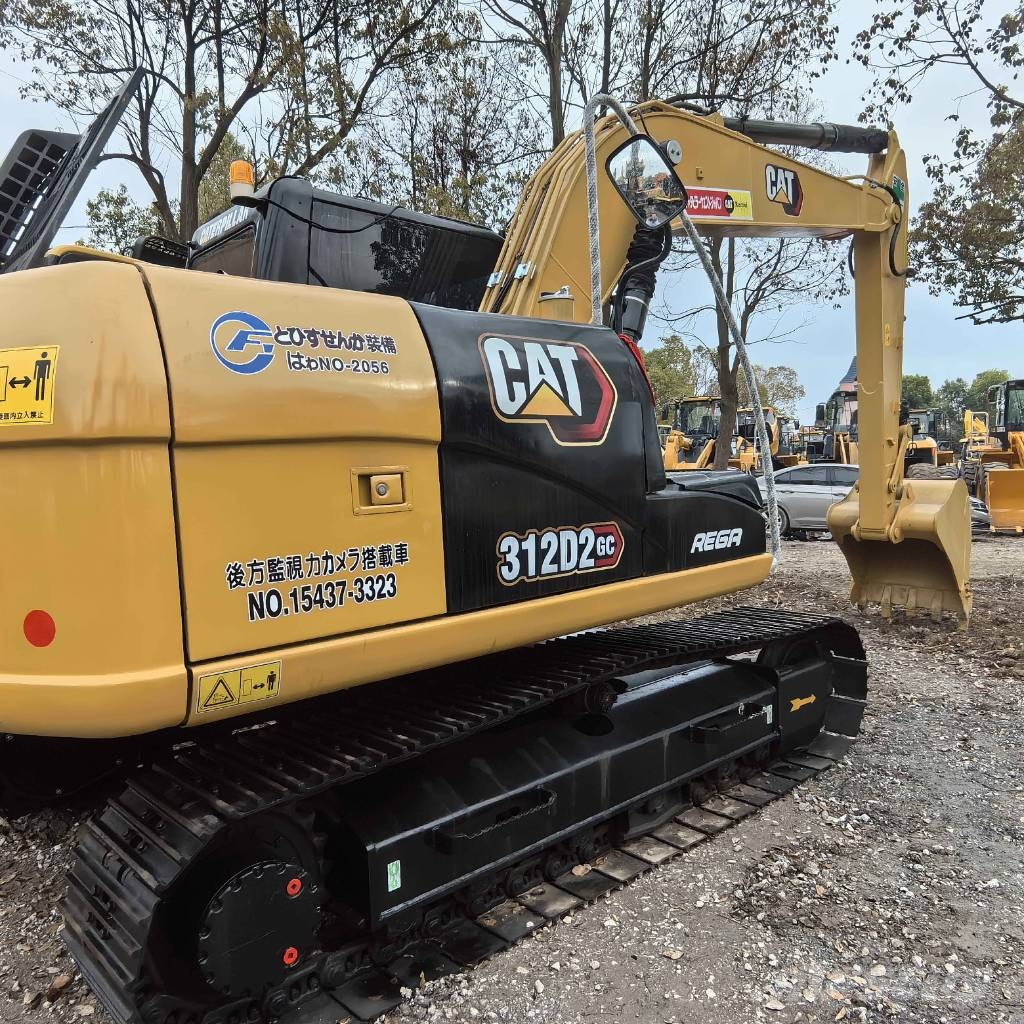 CAT 312 D2GC Vidutinės galios ekskavatoriai 7-12 t