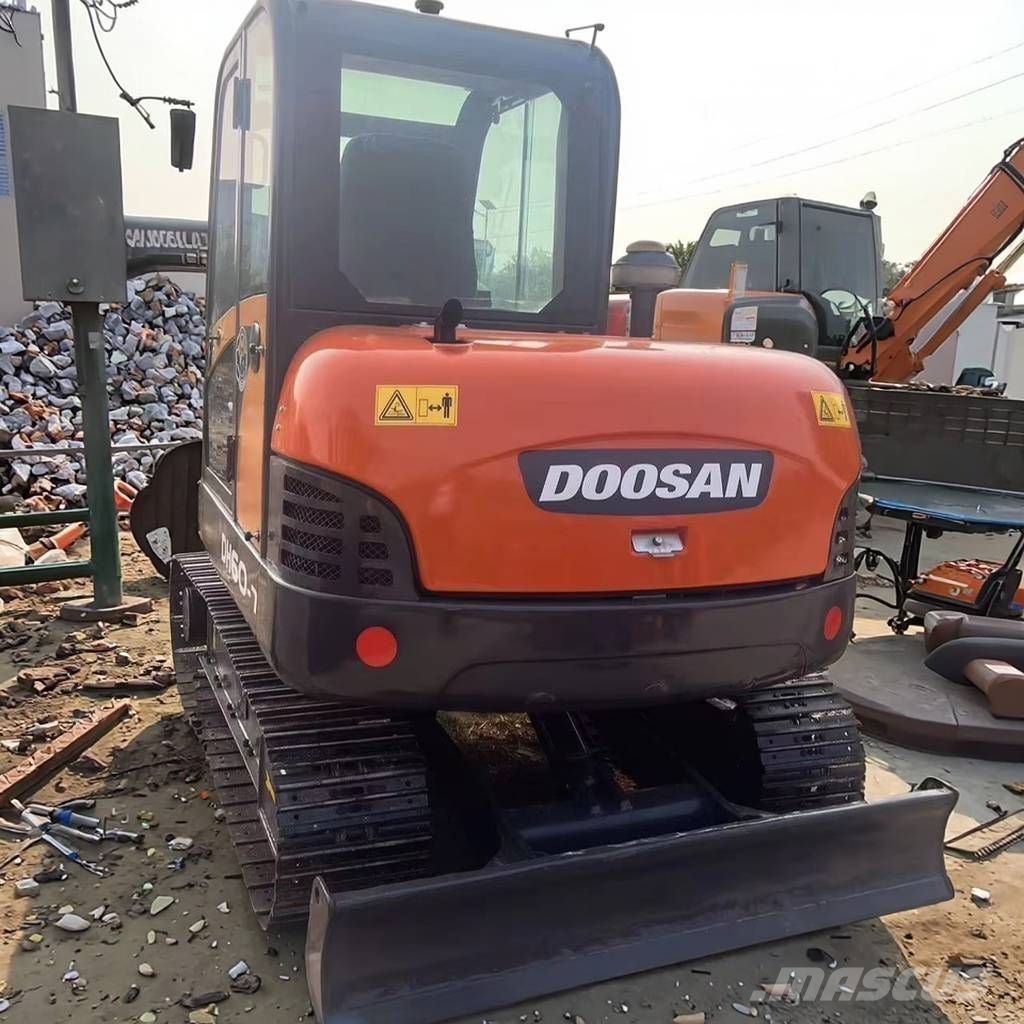 Doosan DH 60 Minigravemaskiner
