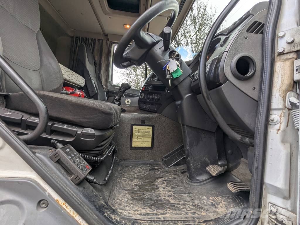 DAF CF 400 Sadulveokid