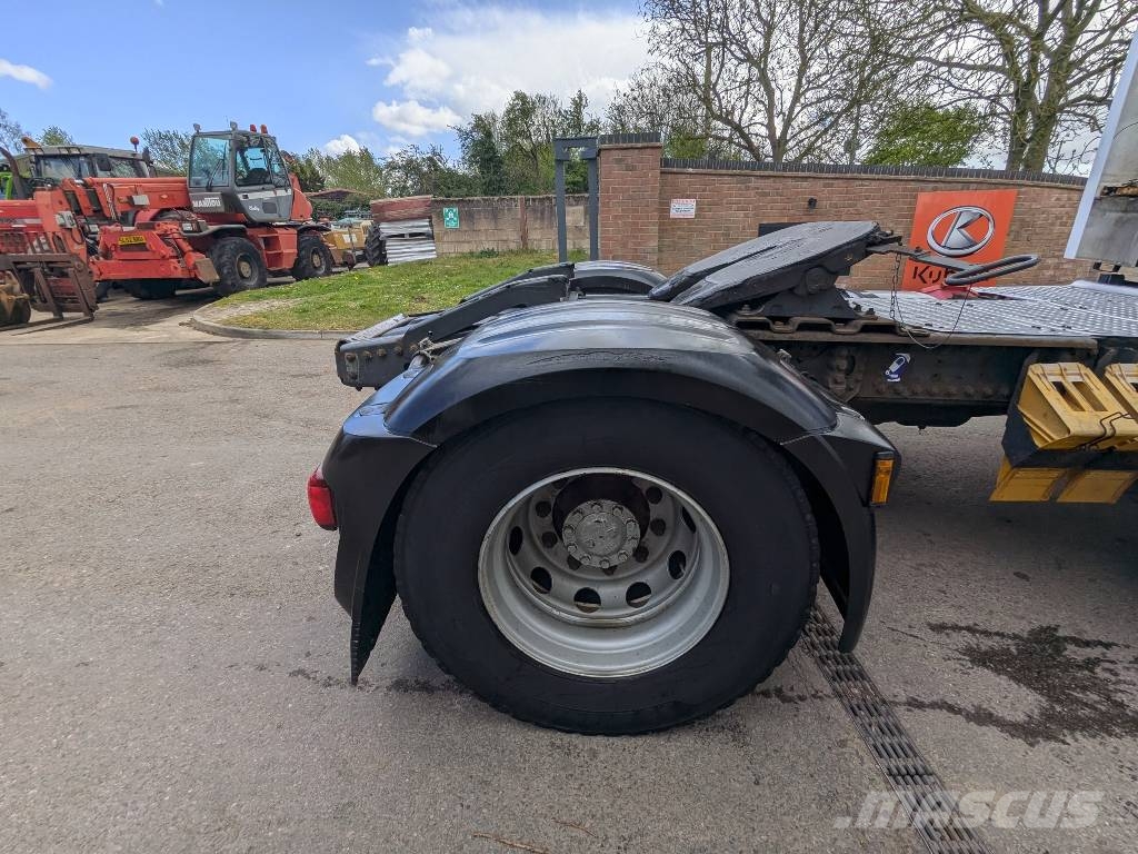 DAF CF 400 Sadulveokid