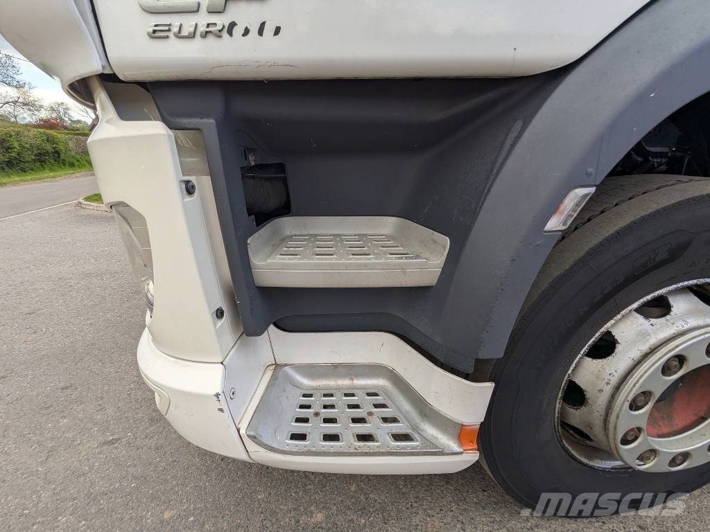DAF CF 400 Sadulveokid