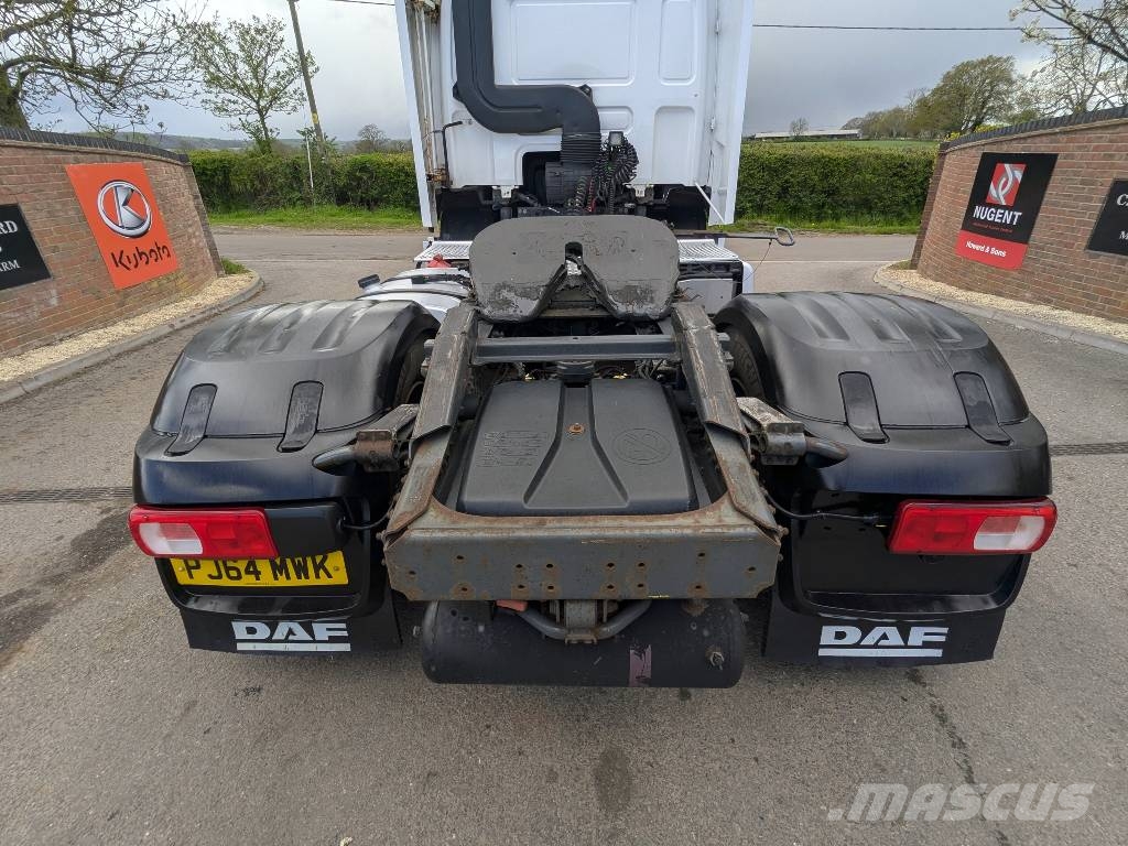 DAF CF 400 Sadulveokid