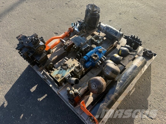 Doosan DL 400 HYDRAULIC PARTS COMPLET Hidraulikos įrenginiai