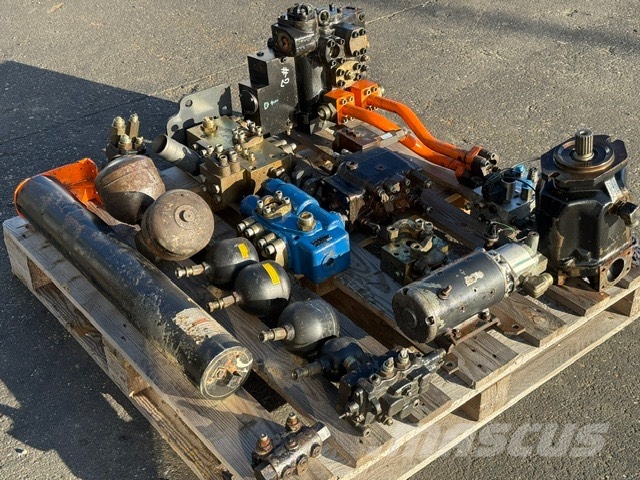Doosan DL 400 HYDRAULIC PARTS COMPLET Hidraulikos įrenginiai
